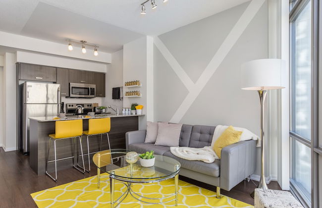 QuickStay - Luxury on Bay St. (Yonge & College) - Foto 45