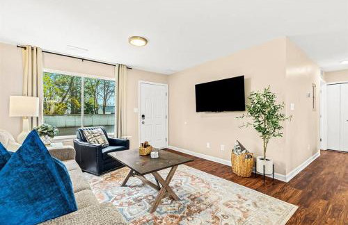 New! Pet-Friendly 1BR in the heart of Roseville! - Foto 17