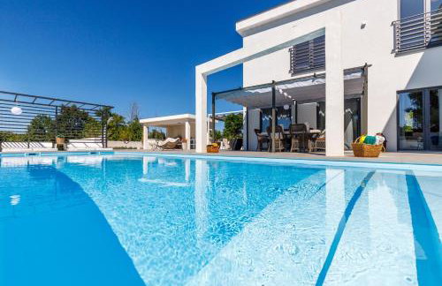 Luxury Villa Valhalla with Private Pool - Foto 8