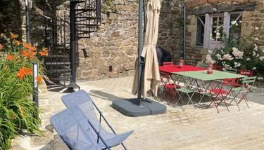 Maison en pierre avec vue imprenable dans le parc naturel du Pilat - Foto 2