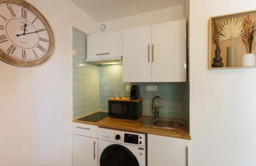 L'écrin, Studio Cosy, MBS, Wifi, Parking, Clim - Foto 5