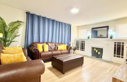 Iconic 2BR Bungalow, Short Walk to SJSU, with Parking - Foto 7