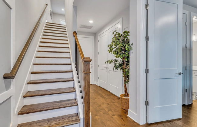 Luxury Townhome With Rooftop Deck Skyline Views - Foto 42