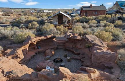 Cave Dwellers- Zions' Only Hand-Sculpted Cave - Foto 18