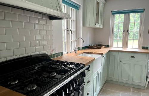 The Cottage, Marlow - Photo 18