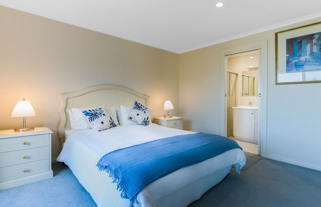 Baudin House - Photo 2