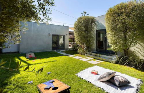 Sun-Drenched Spanish Manor Home in Mar Vista - Foto 56