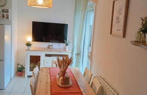 Appartement 4-6 personnes à Prayssac - résidence avec Piscine - Foto 1