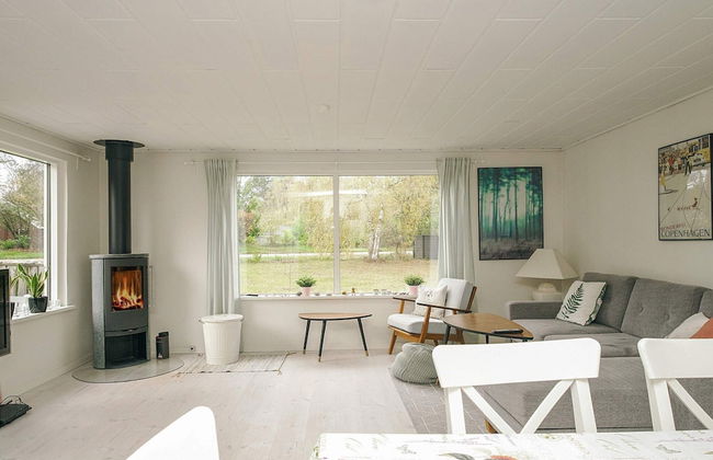 6 Person Holiday Home in Hojby - Photo 16