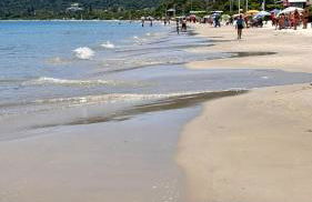 Apartamento 3 quartos à 50 metros do mar da Cachoeira Norte da Ilha - Foto 18