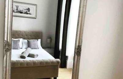 Grand Apartment on HOE/BARBICAN Allocated PARKING! - Foto 15
