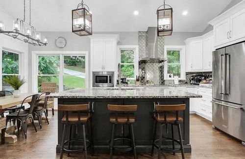 Georgia Lakeside Getaway with Private Pool - Foto 18