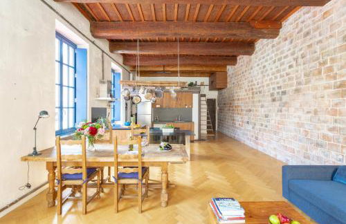 Sunny Stylish Spacious Loft in Old-Port - Foto 9