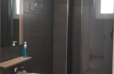 white house by the sea - Photo 50