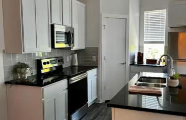 Peaceful Vacation Spot with Modern Touches and Amazing Ambiance - Foto 6