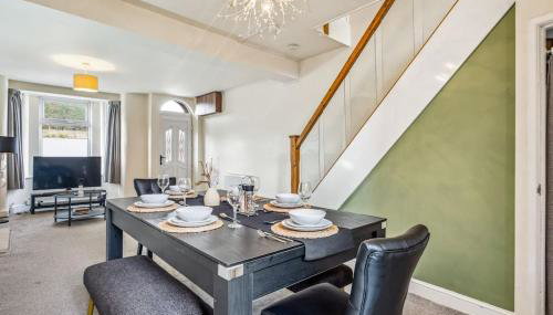 Large 3BDR House By Vista Stays Short Lets & Serviced Accommodation Glasgow With Pool Table & Free WiFi - Foto 4