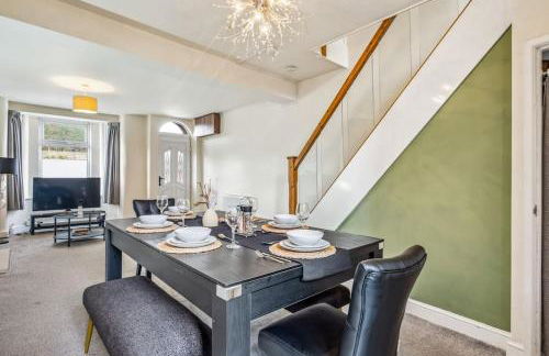 Large 3BDR House By Vista Stays Short Lets & Serviced Accommodation Glasgow With Pool Table & Free WiFi - Foto 4