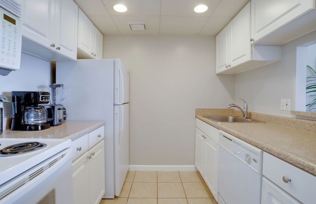 Modern 2BR Stay Near DC Arlington VA - Photo 13