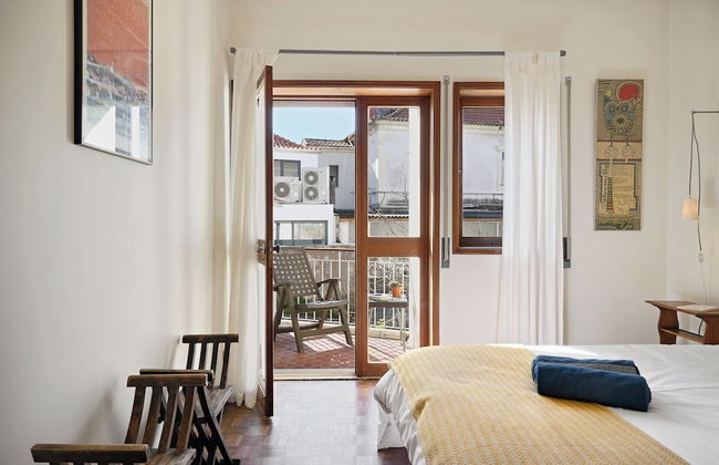 VIC Aveiro Arts House - Photo 30