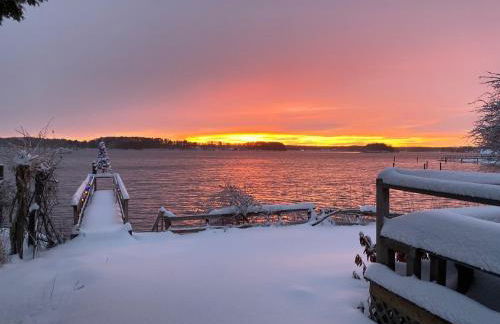 Lovely Waterfront Suite, New Hampshire Seacoast - Foto 17
