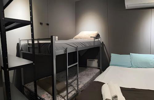 Apartamento a Passos do Metrô da Glória! Silêncio e Portaria 24h - Foto 39