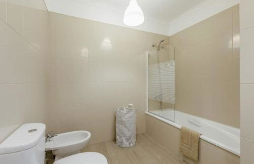 3BR Comfort & Convenience apt in central Massamá - Foto 28