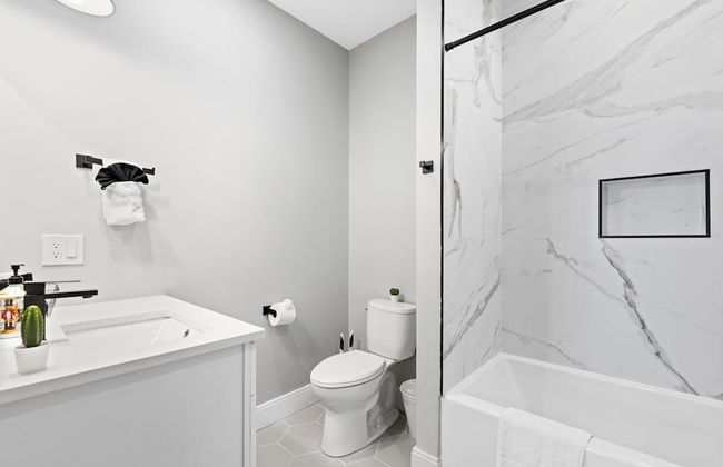 Luxury 3BD 2BA Near Logan Airport and T Station - Foto 53