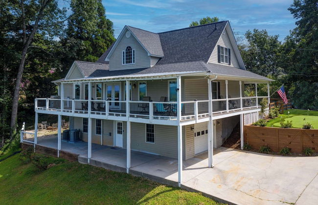 Sunset View 3 BDR Close to Downtown! - Photo 76