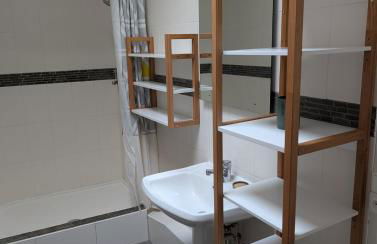 T2 tout confort, cité, parking - Foto 6