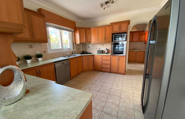 Villa Green Palace, Private Pool, Sea & Mountain Views , Spacious & Beautiful - Foto 46