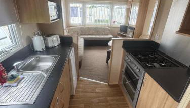 3 Bed Caravan - Sleeps 8 - Pets - Parking - Foto 5