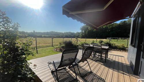 Chalet au calme avec terrasse sur belle propriété - Foto 2