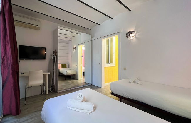 Stay U-nique Apartments Fontrodona - Photo 8