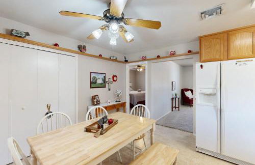 Farmington Family Home with Private Patio - Foto 6