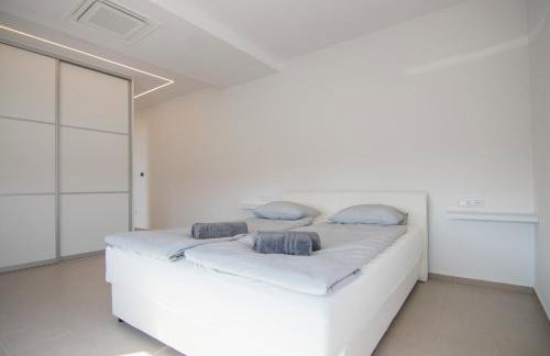 Villa Ancora, Luxury Villa with Pool - Photo 53