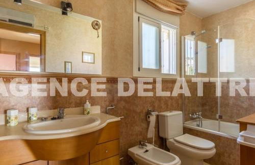 Magnifica Villa privada , 4 dormitorios, 2 baños, piscina, barbacoa, Wifi - ES-389-31 - Foto 13