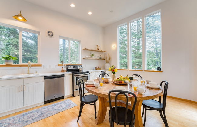 Buttercup Bay Hideaway by Avantstay Cozy Escape w Fire Pit Walk to Beach - Foto 13