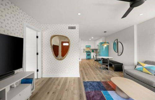 SoCo-a-Go-Go - Photo 3