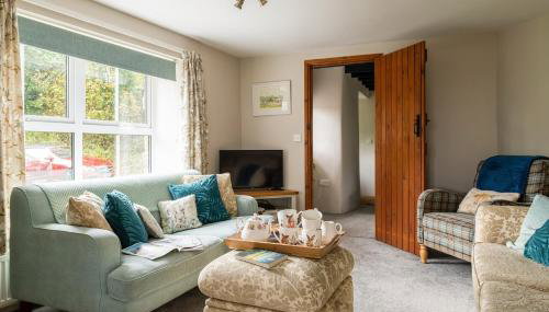 The Old Farmhouse - Photo 2