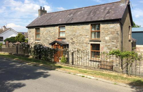 Grove Fort Self Catering Farmhouse - Foto 1