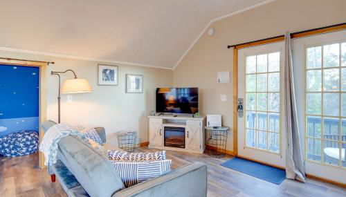 Near Douglas Lake Mountain Jewel Haven with Views - Foto 2