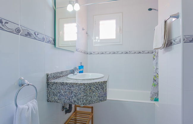 Apartamento Farolas B - Photo 11