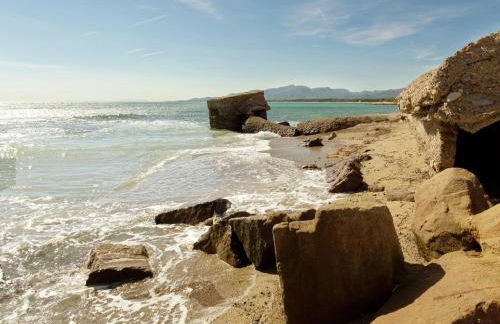 Small building with 4 apartments close to the beach - Foto 2