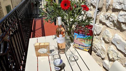 Appartement 56m2 avec balcon en coeur de village - Photo 3