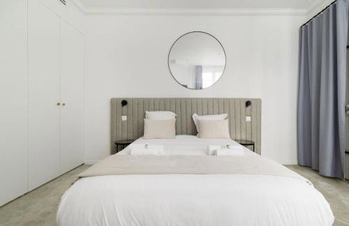 My Paris Apartments - Marbeuf - Photo 41