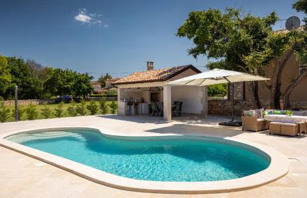 Rustic villa Marijanin Vrt with pool in Tinjan - Foto 10