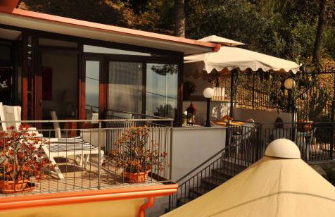 Villa Laura Sea View Apartments - Foto 8