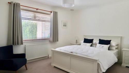 Sleeps 9- KingBeds- FamilyFriendly- ContactlessCI - Foto 2