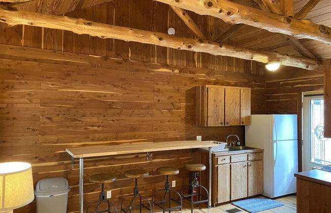 Log Cabin 4 at Son's Blue River Camp - Foto 3