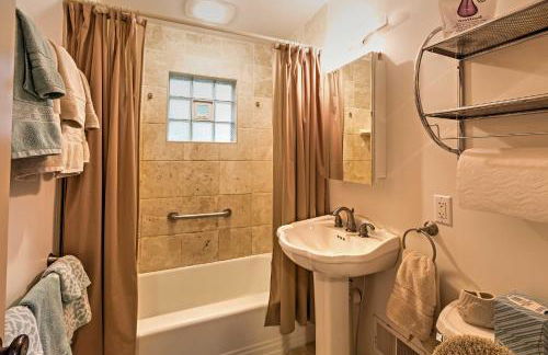 Hot Tub, Deck and Backyard Cozy Union Pier House! - Foto 14